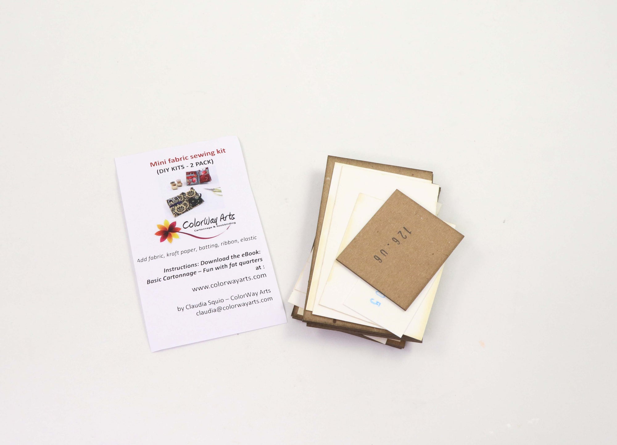 DIY mini fabric sewing kit, pack with 2, cartonnage DIY kit 106, free online instructions - Colorway Arts