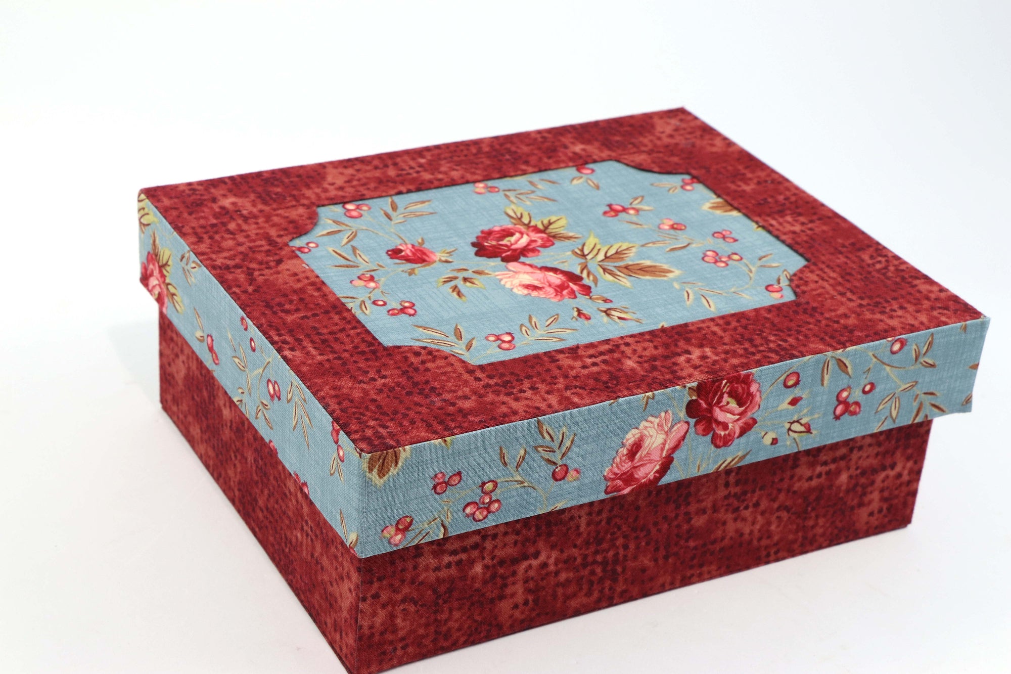 Fabric lidded storage box DIY kit, cartonnage kit 160, online instructions included - Colorway Arts