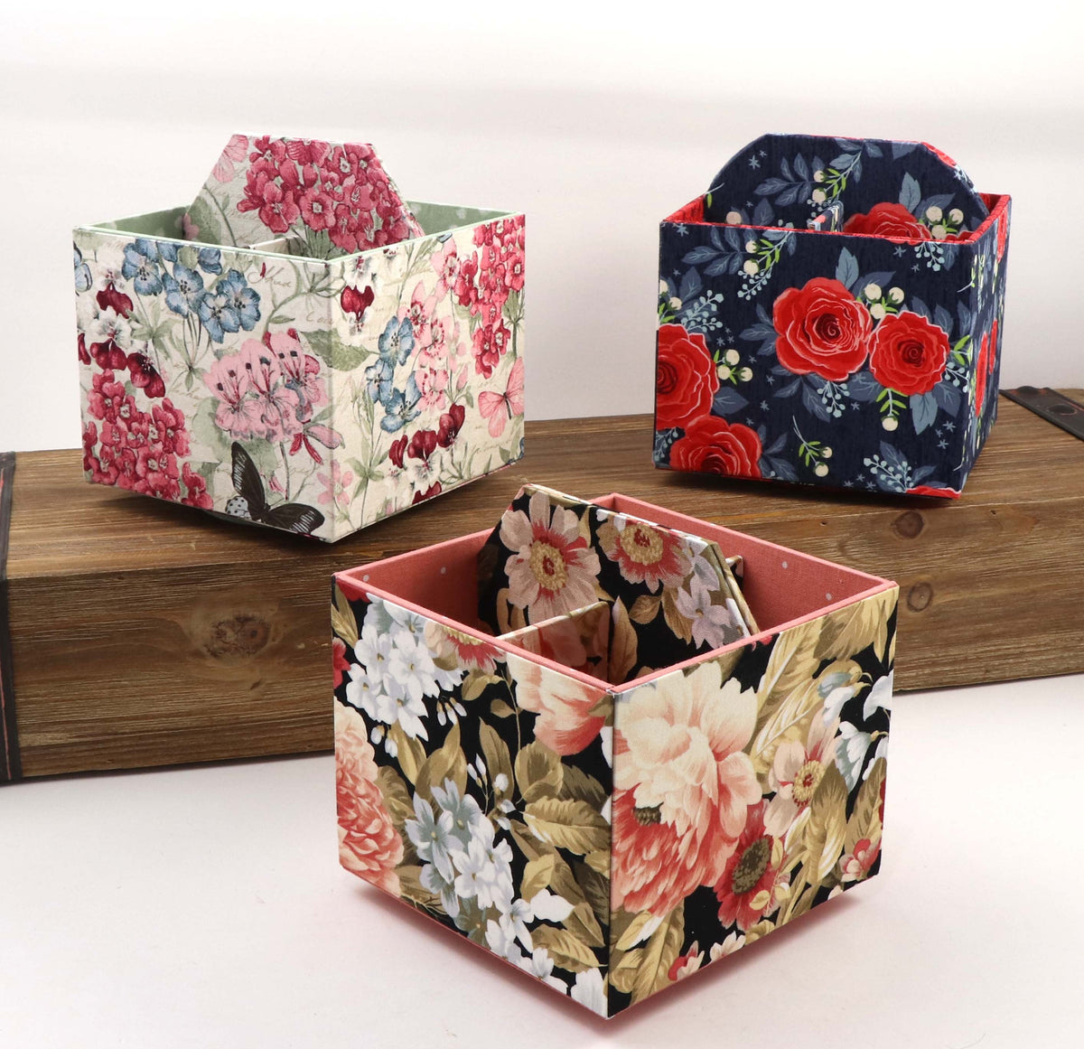 Fabric spinning box DIY kit, cartonnage kit 174, Online instructions included - Colorway Arts