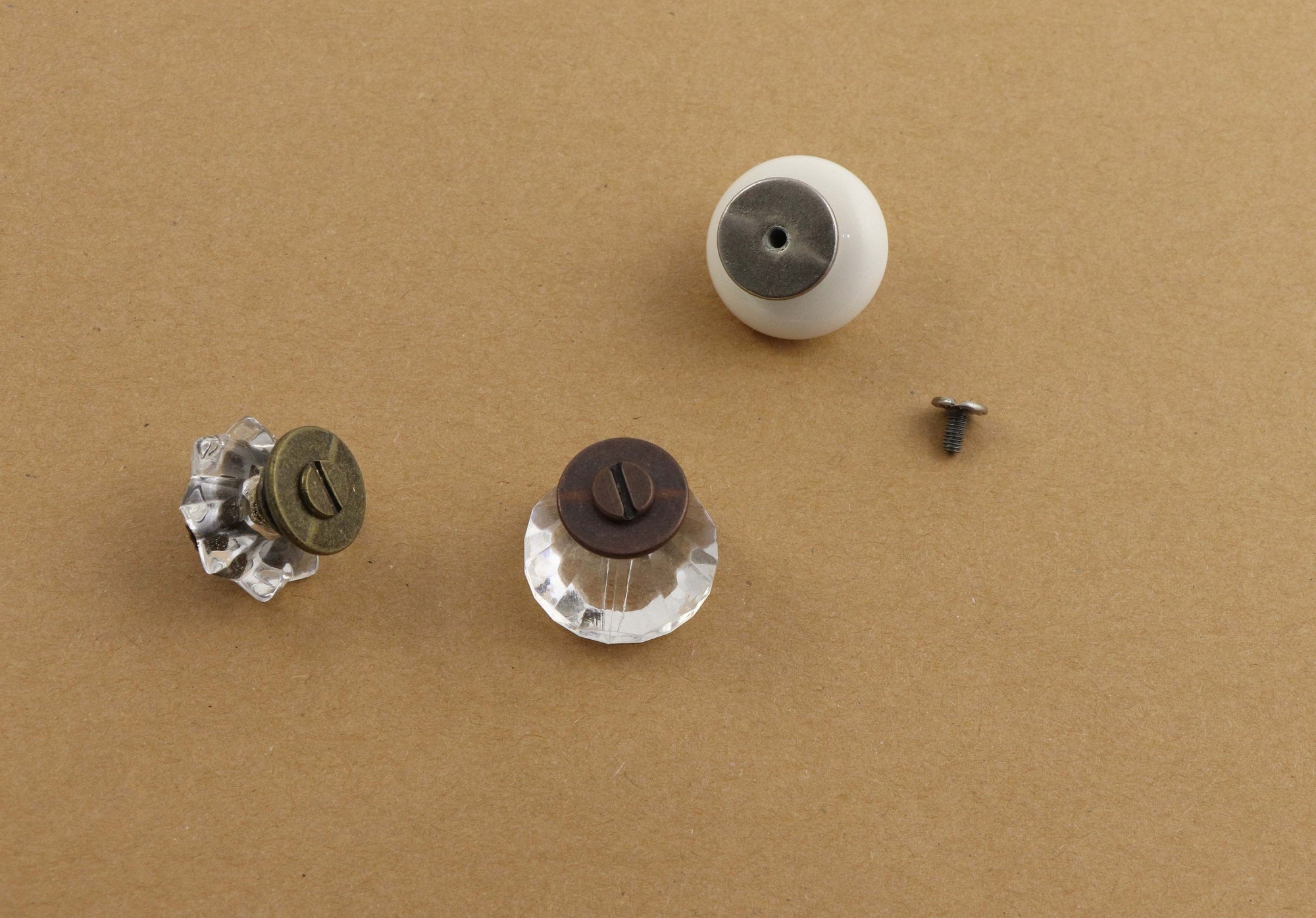 knobs, curio knobs, knobs with screws, HD08 - Colorway Arts