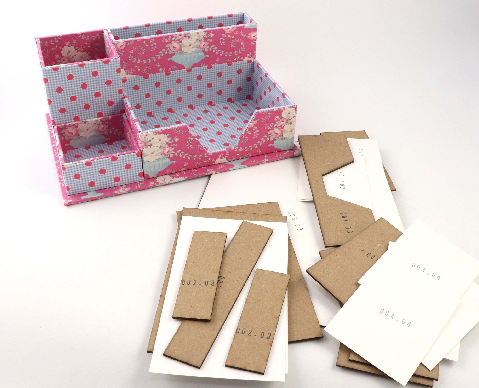 Members only, Multi use desk organizer DIY kit, cartonnage kit 187 - Colorway Arts